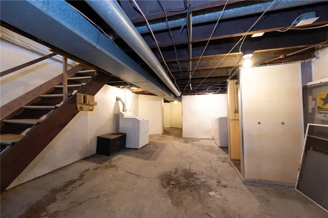 a view of under construction room