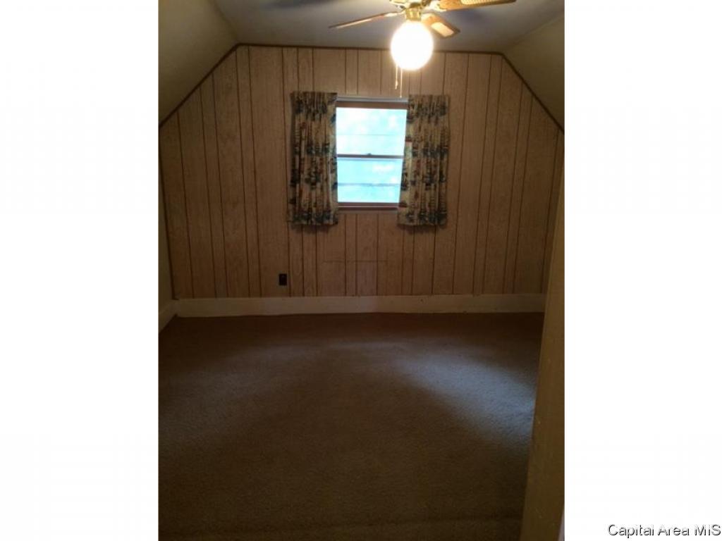 240 North English Avenue Springfield, IL 62702 - Photo 8 of 15 Gallery Image 8