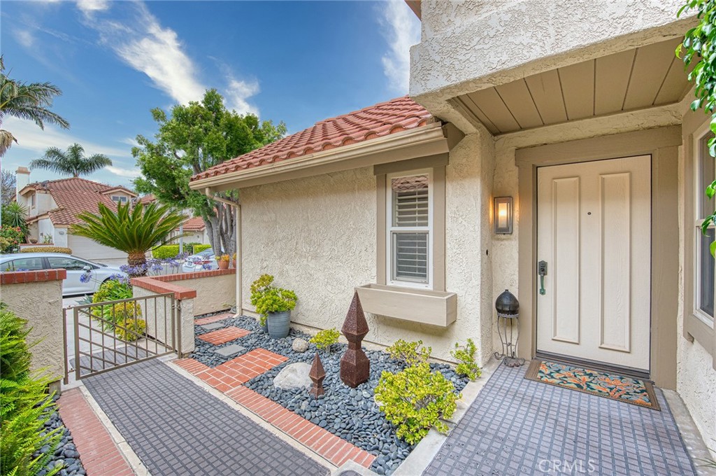 55 Fabriano Irvine, CA 92620 - Photo 4 of 39