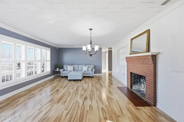$275,000 | 502 South Edenton Rd Street, Hertford, NC 27944