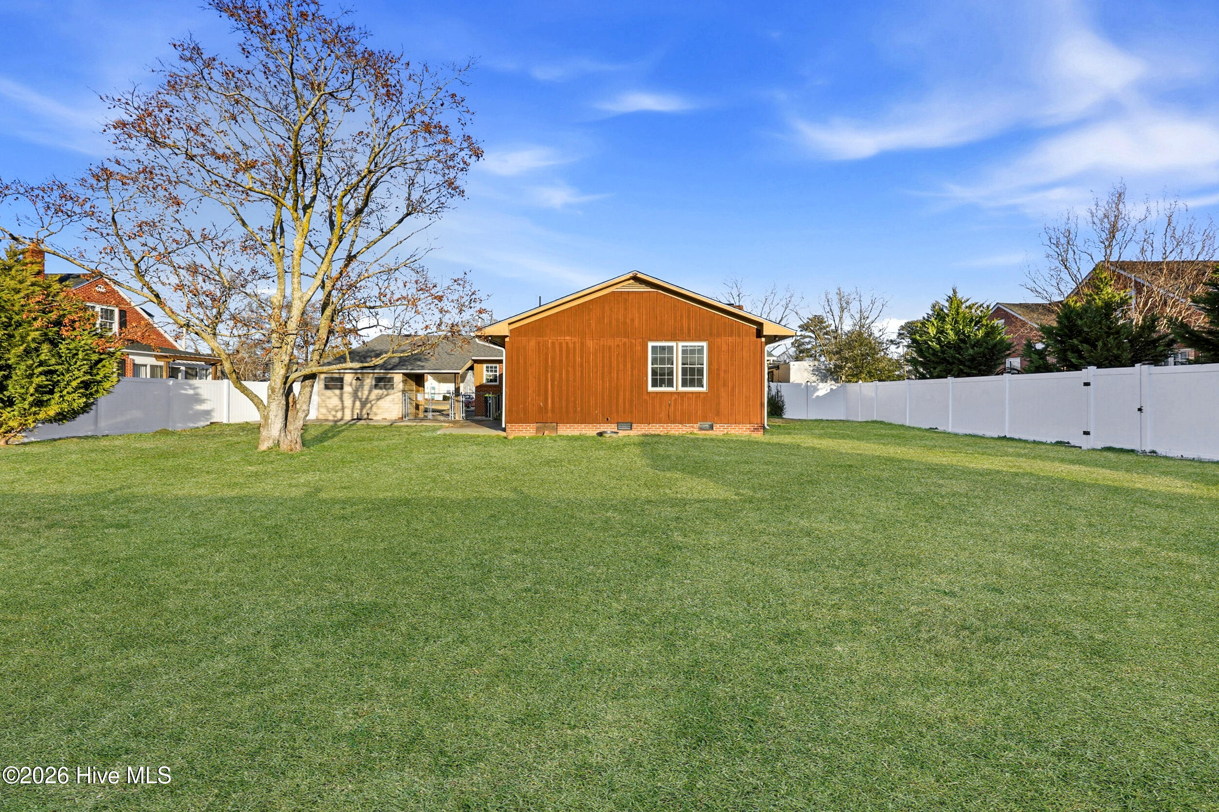 502 South Edenton Rd Street Hertford, NC 27944 - Photo 37 of 38 Yard