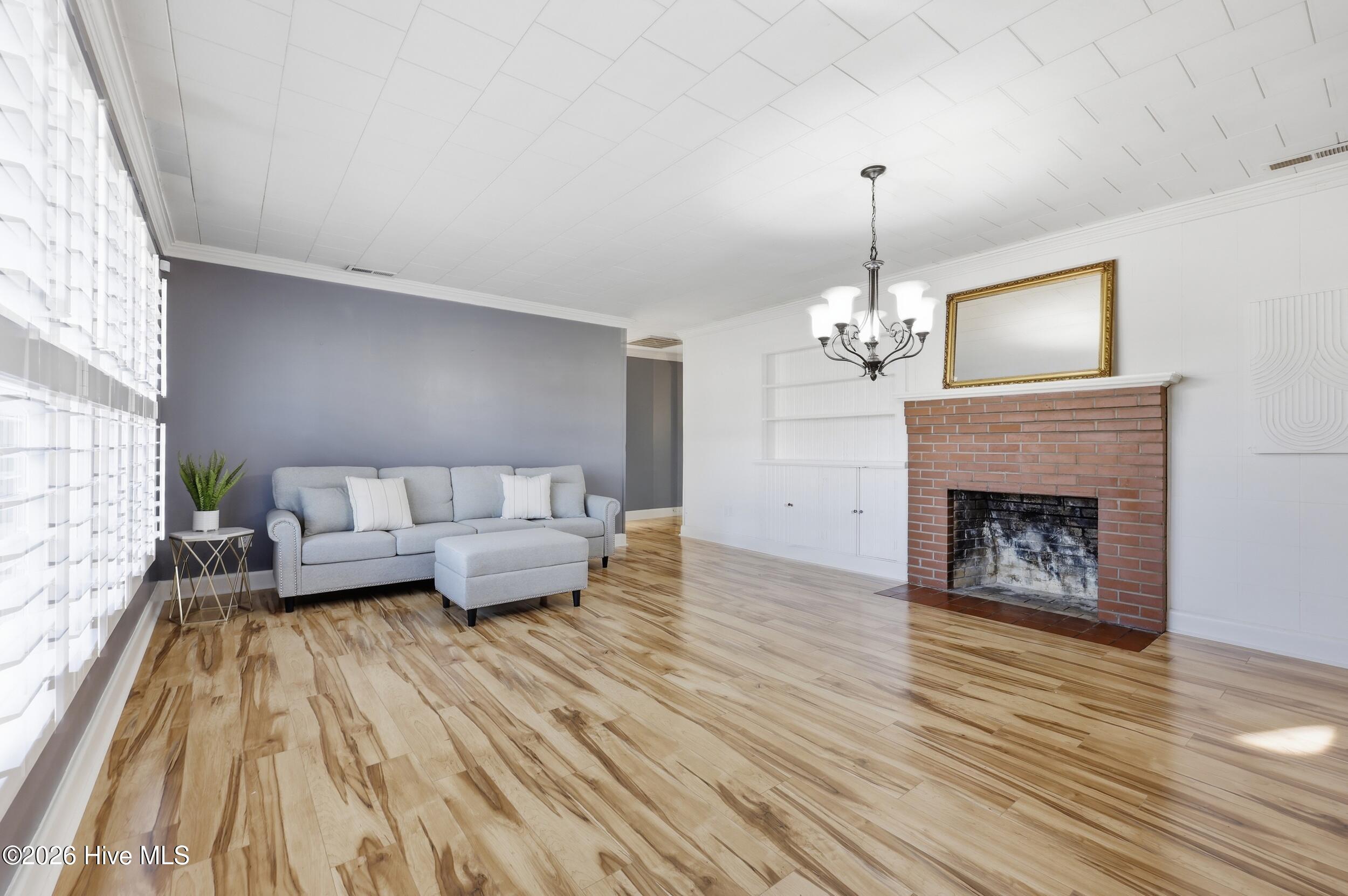 502 South Edenton Rd Street Hertford, NC 27944 - Photo 6 of 38 Living Room