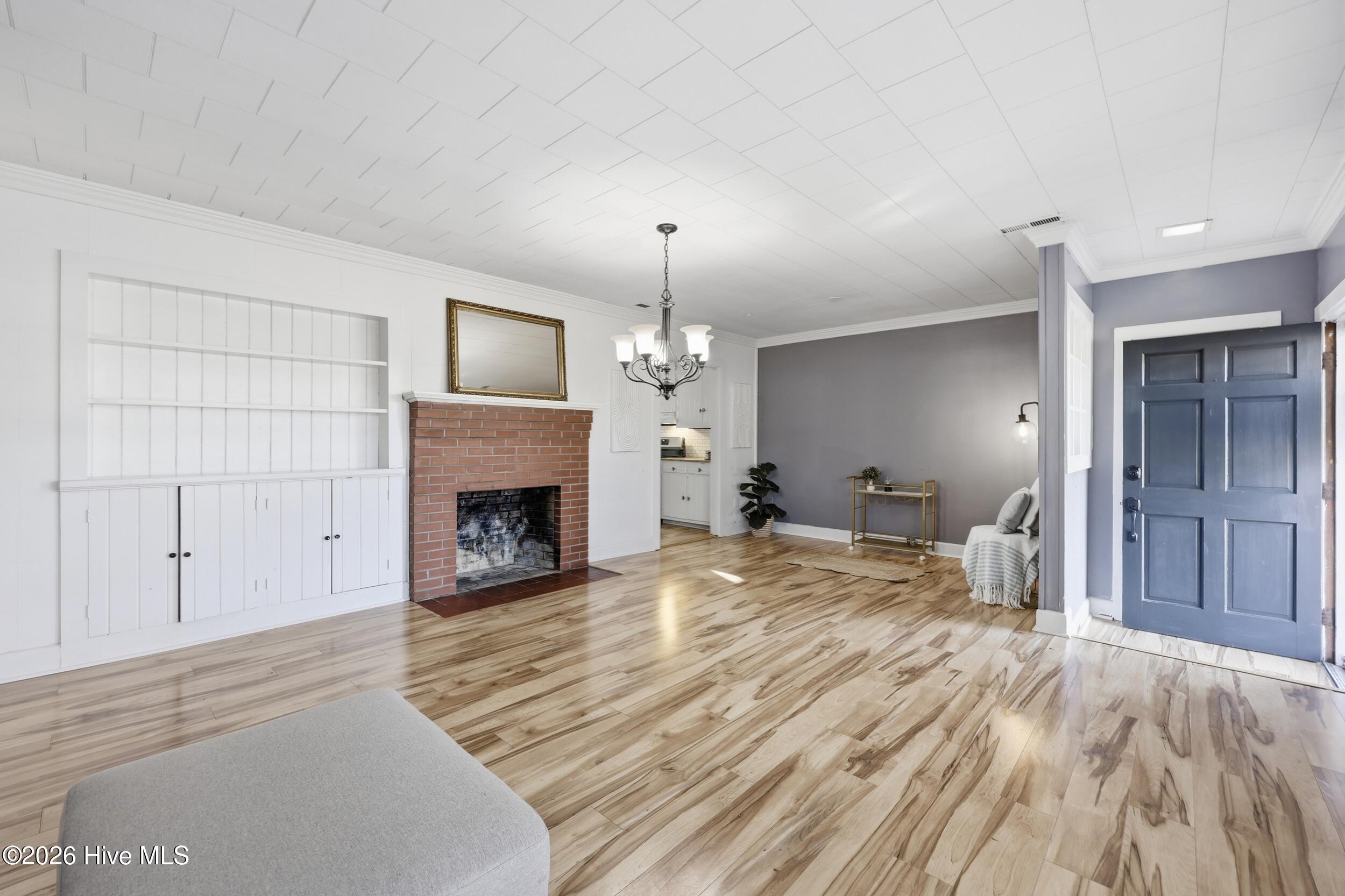 502 South Edenton Rd Street Hertford, NC 27944 - Photo 7 of 38 Living room