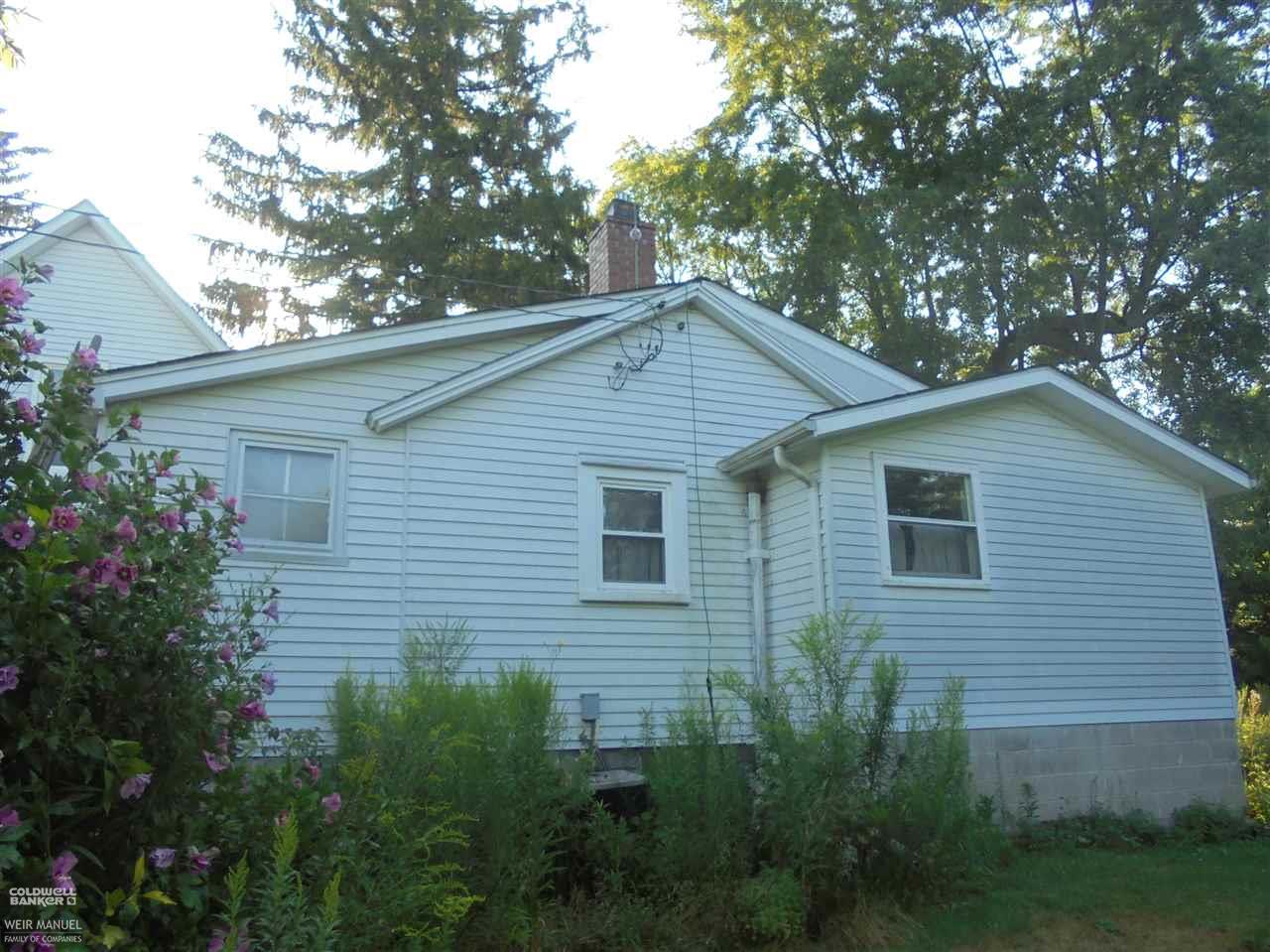 549 Howell Road Allenton, MI 48002 - Photo 4 of 41