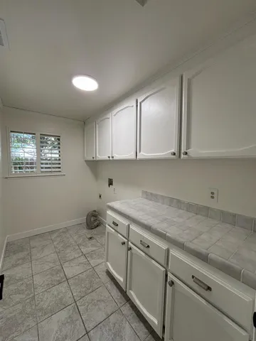 $2,500 | 4249 West Capitola Avenue, Fresno, CA 93722