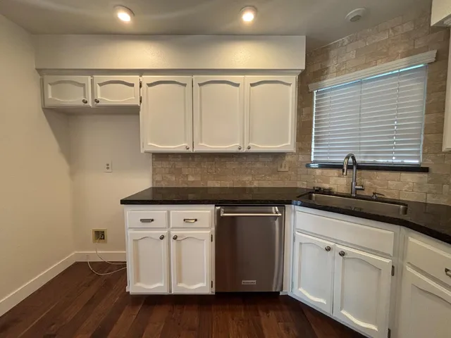 $2,500 | 4249 West Capitola Avenue, Fresno, CA 93722