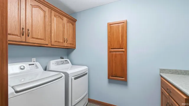 $349,900 | 11731 Butternut Cove, Leo, IN 46765