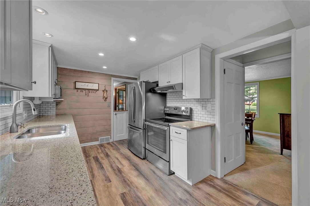 11483 Robson Road Grafton, OH 44044 - Photo 11 of 39 Gallery Image 11