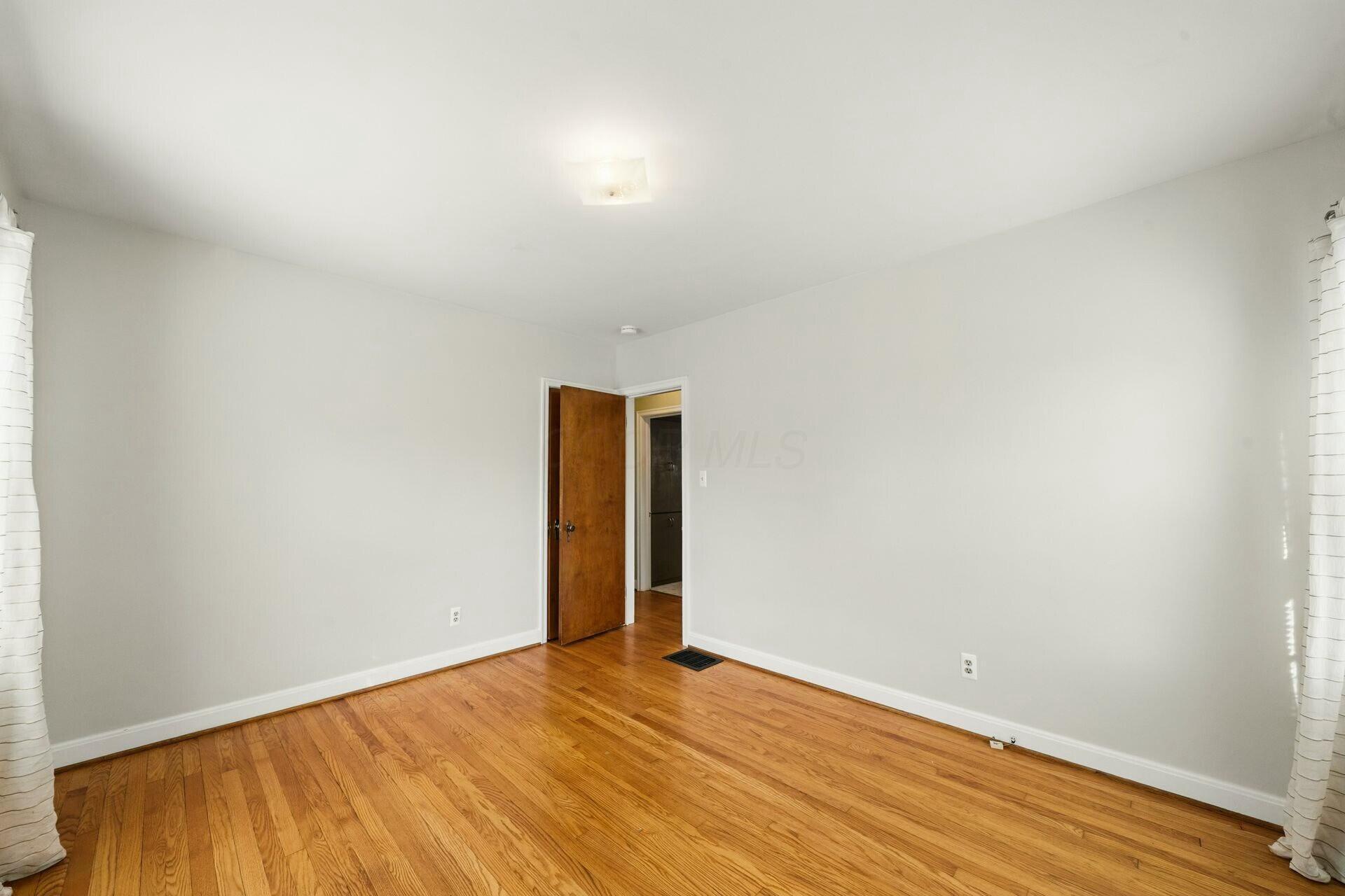 411 Richards Road Columbus, OH 43214 - Photo 14 of 36 Bedroom One