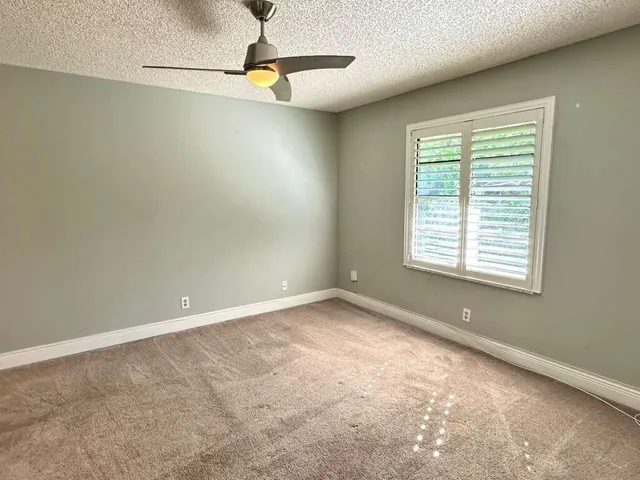 $2,450 | 2101 Sabal Ridge Court, Unit G, Palm Beach Gardens, FL 33418