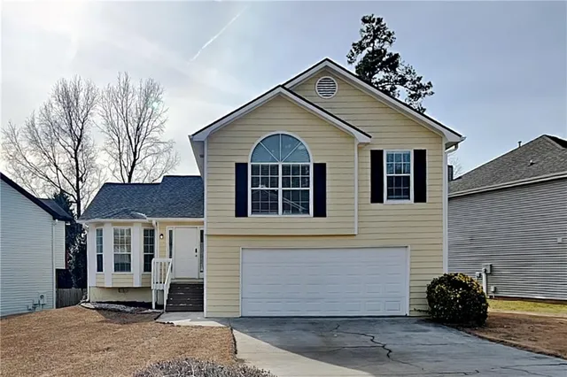 $2,100 | 1965 Racquet Club Circle Northwest, Lawrenceville, GA 30043