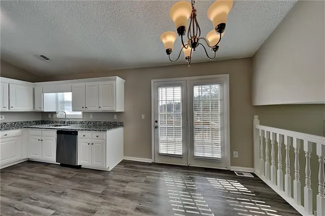 $2,100 | 1965 Racquet Club Circle Northwest, Lawrenceville, GA 30043