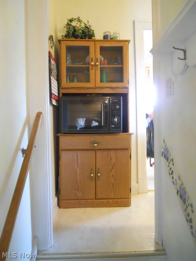 12836 Littleton Road Cleveland, OH 44125 - Photo 7 of 25