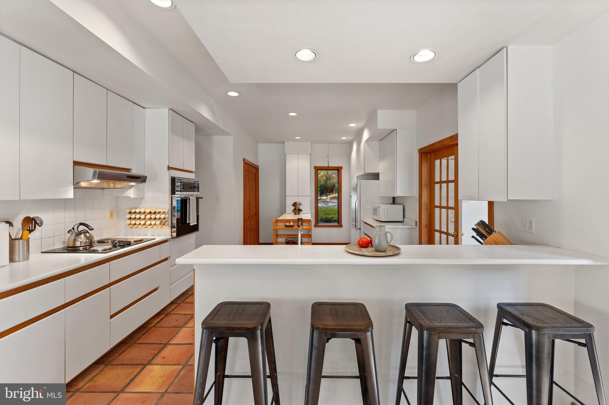 18163 Canby Road Leesburg, VA 20175 - Photo 21 of 69 Kitchen