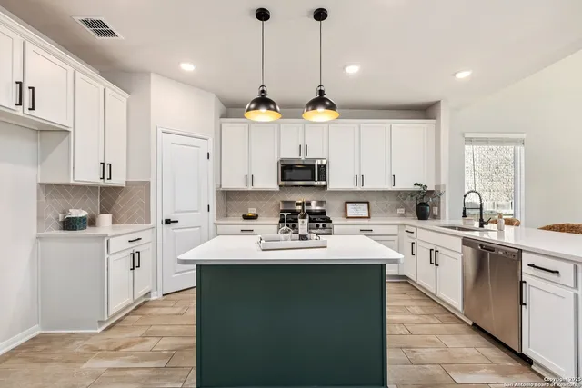 $398,888 | 1707 Lawnside Road, San Antonio, TX 78245