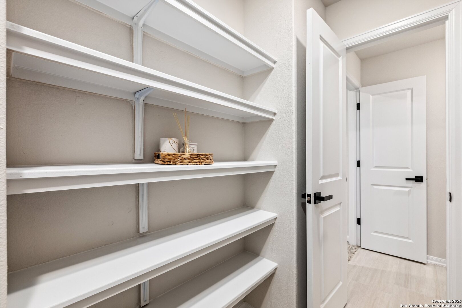 1707 Lawnside Road San Antonio, TX 78245 - Photo 38 of 64