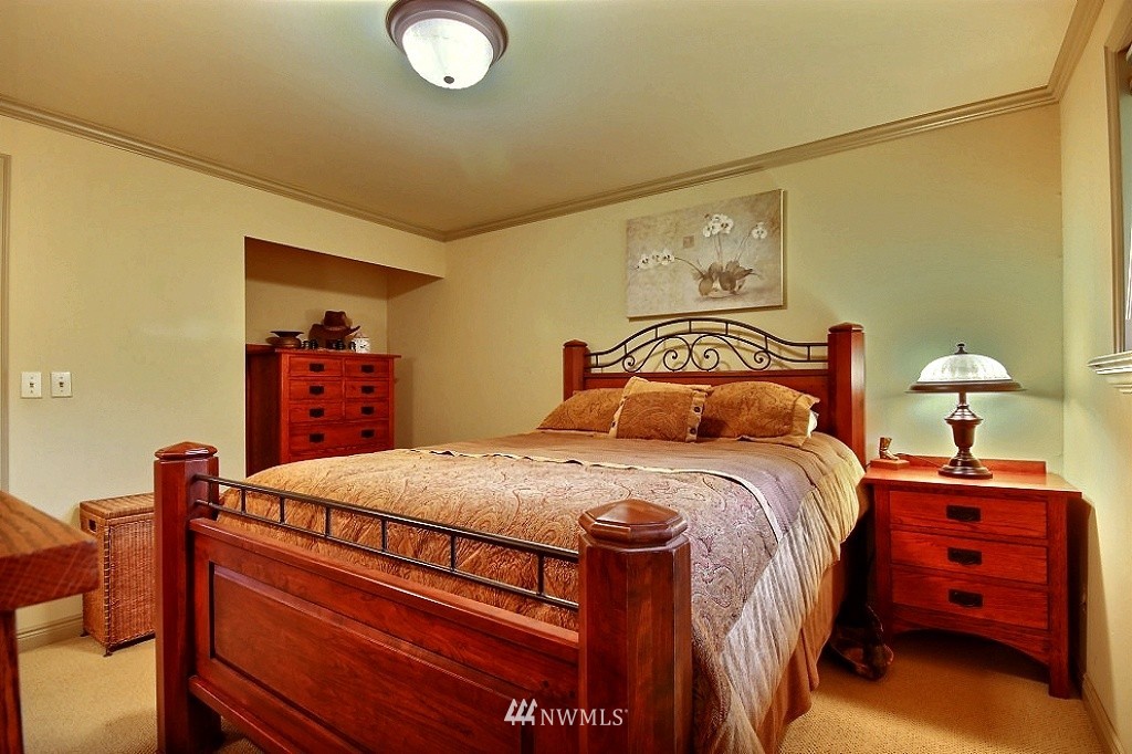 4401 Northeast 17th Street Renton, WA 98059 - Photo 13 of 25