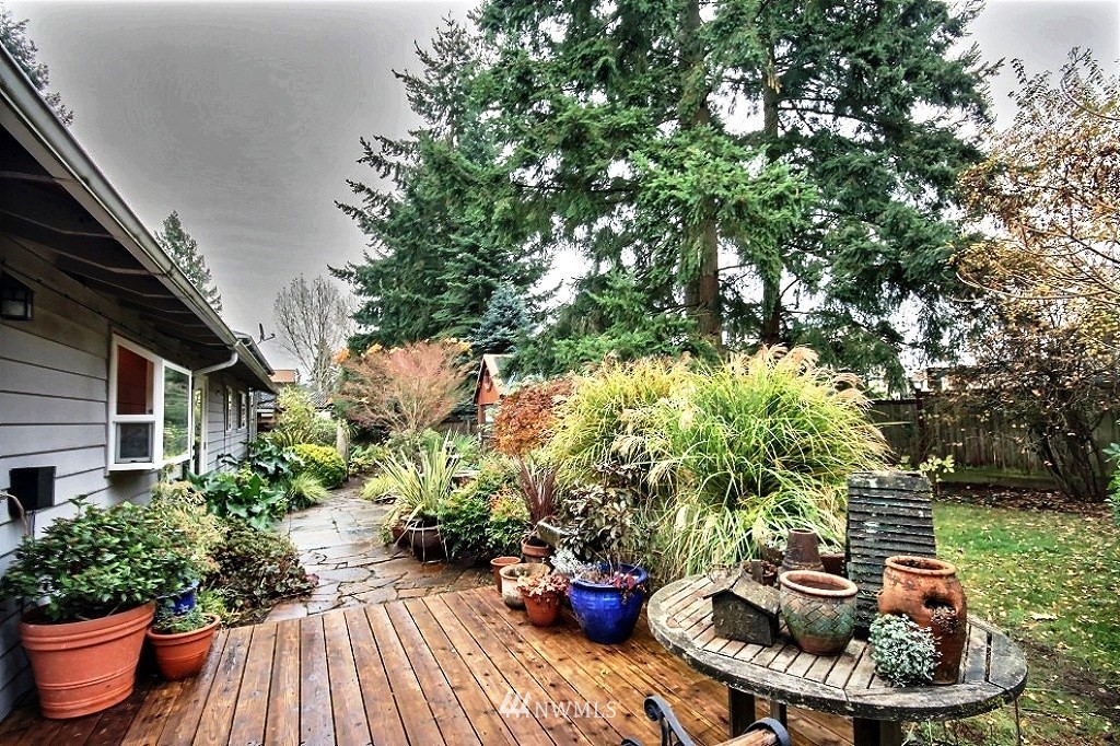 4401 Northeast 17th Street Renton, WA 98059 - Photo 20 of 25