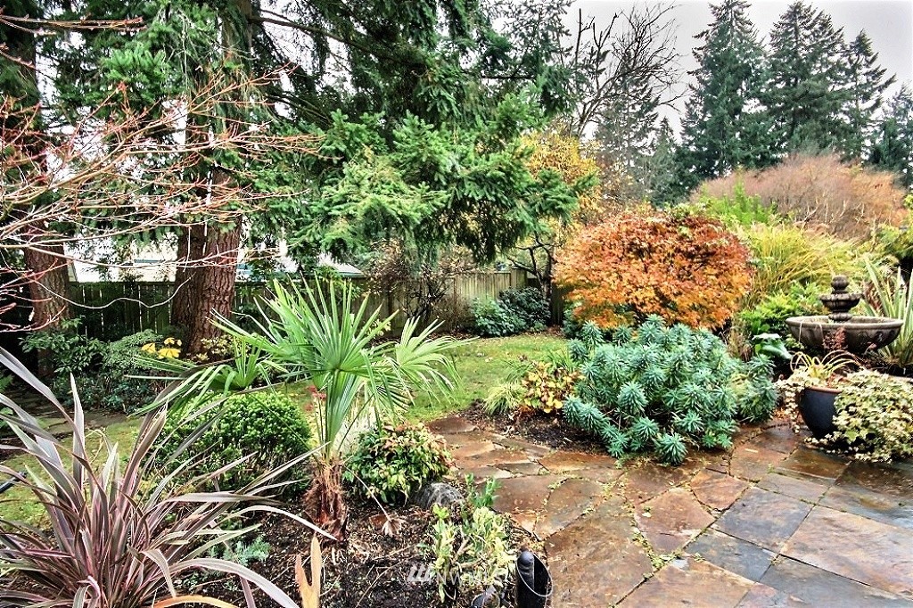 4401 Northeast 17th Street Renton, WA 98059 - Photo 21 of 25