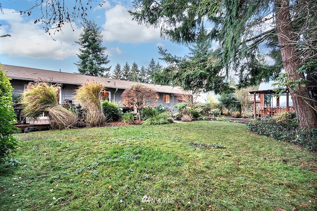 4401 Northeast 17th Street Renton, WA 98059 - Photo 24 of 25