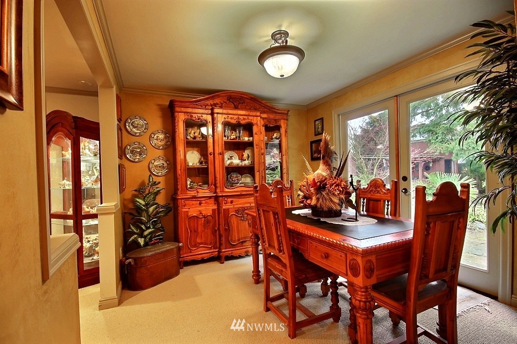 4401 Northeast 17th Street Renton, WA 98059 - Photo 6 of 25