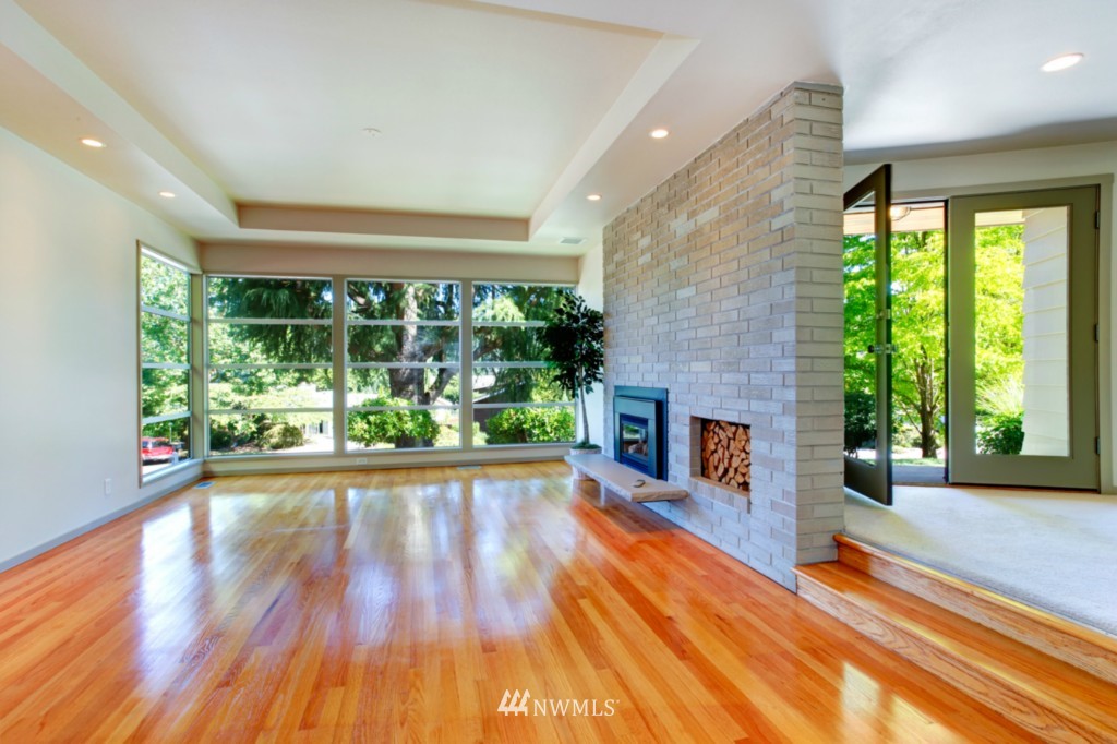 9433 Valhalla Way Bothell, WA 98011 - Photo 5 of 20 Gallery Image 5