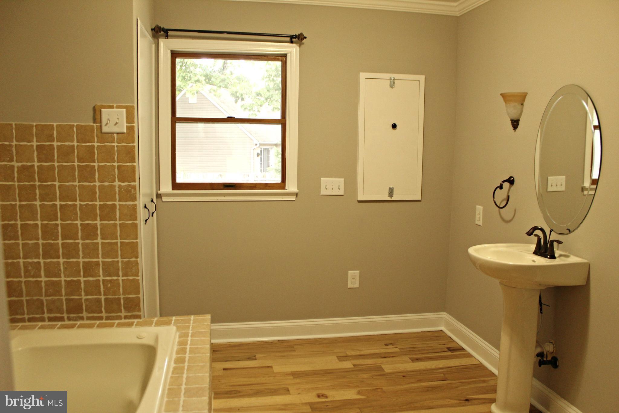 7054 Pine Ridge Road Easton, MD 21601 - Photo 19 of 30 Bath (Master)