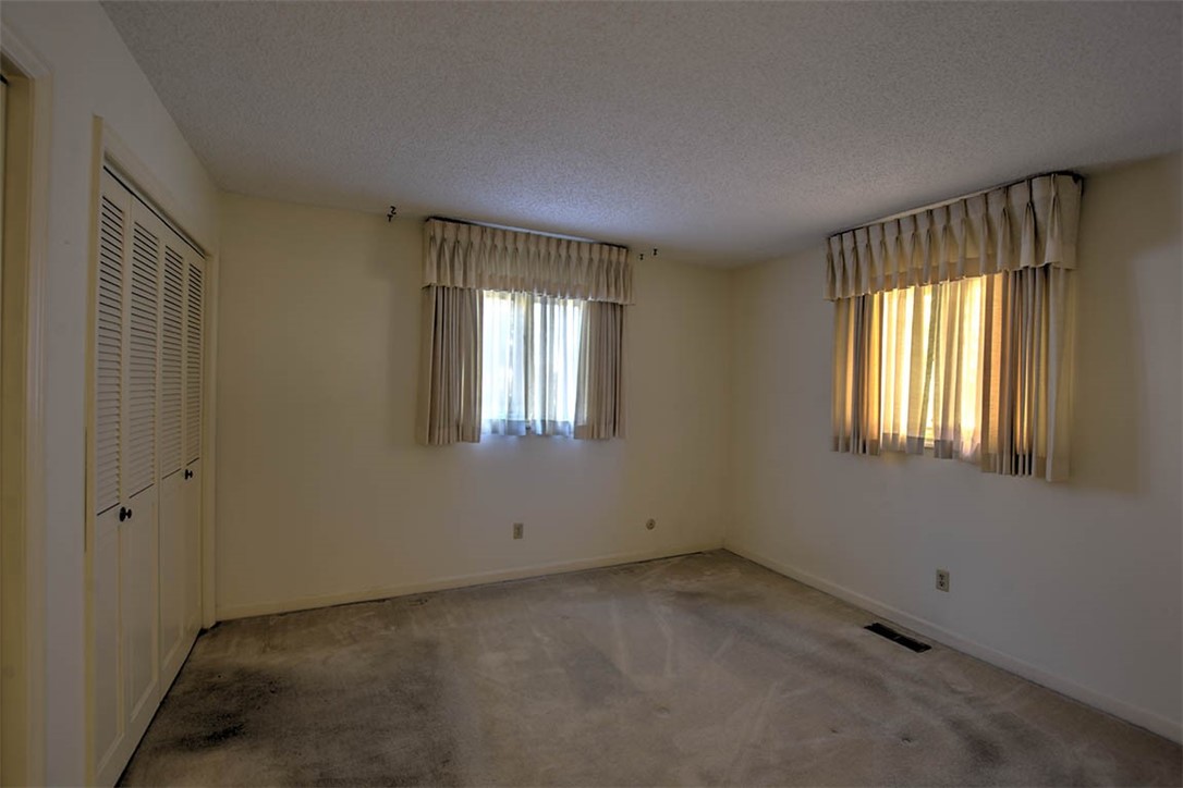818 West Harold Circle Decatur, IL 62526 - Photo 16 of 29 Gallery Image 16