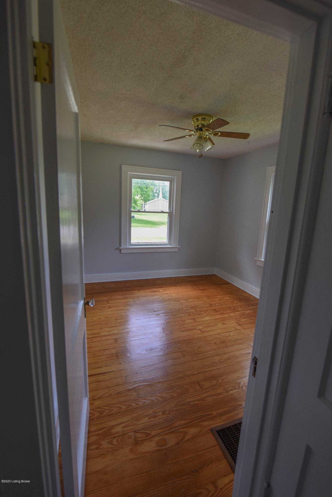 8913 Ferndale Road Louisville, KY 40291 - Photo 24 of 44 8913 Ferndale Rd