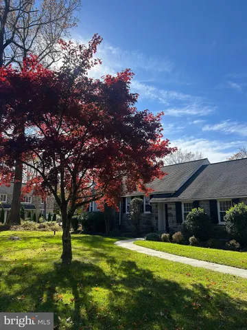 a front view of house with yard