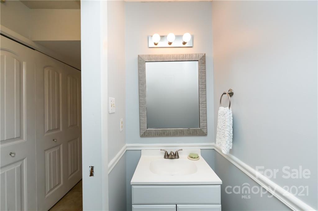 6824 Old Post Road Charlotte, NC 28212 - Photo 13 of 23 Gallery Image 13