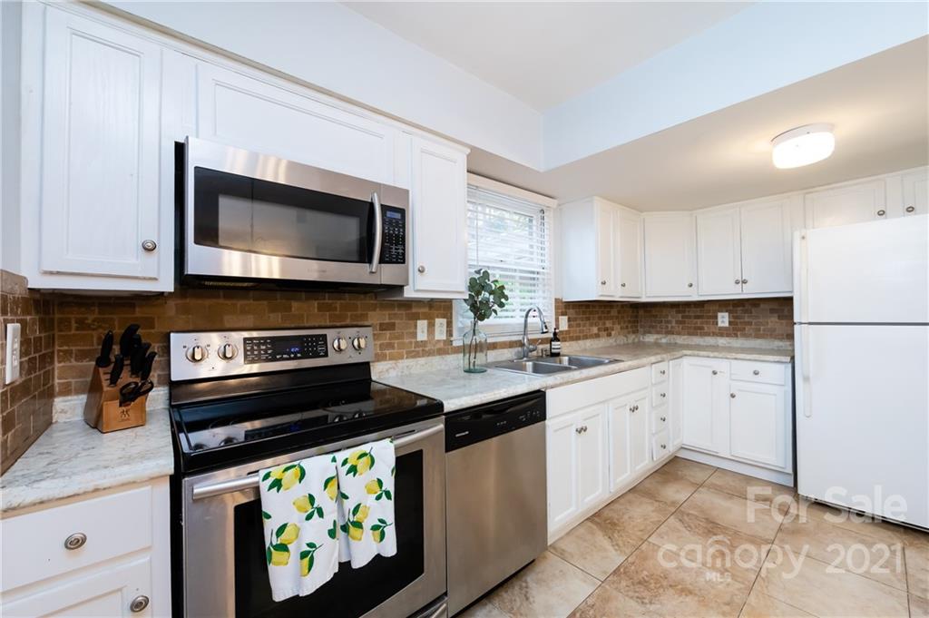 6824 Old Post Road Charlotte, NC 28212 - Photo 10 of 23 Gallery Image 10