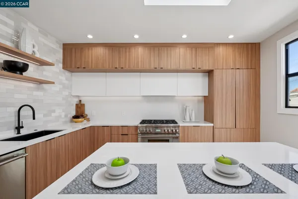 $2,388,000 | 1501 28th Avenue, San Francisco, CA 94122