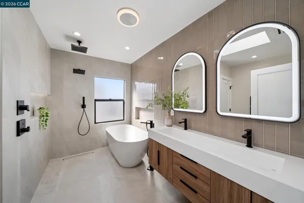 $2,388,000 | 1501 28th Avenue, San Francisco, CA 94122
