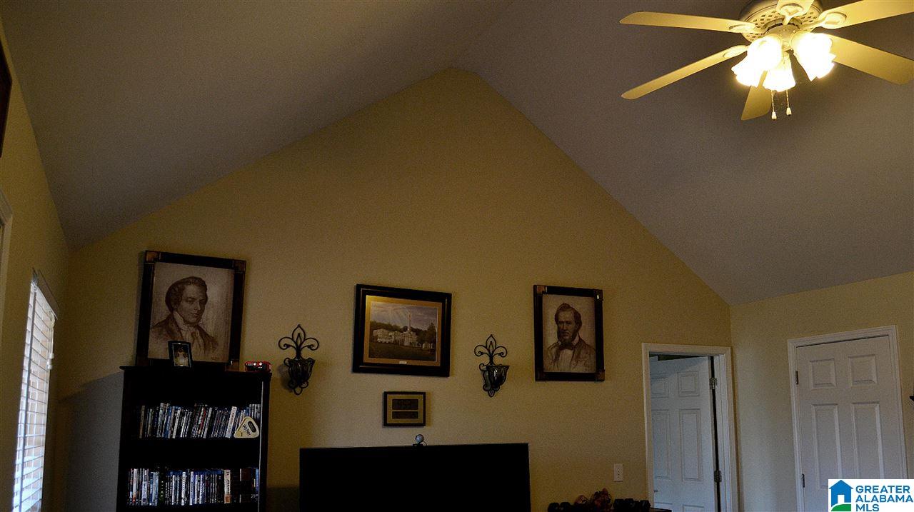 160 Miranda Road Warrior, AL 35180 - Photo 10 of 21