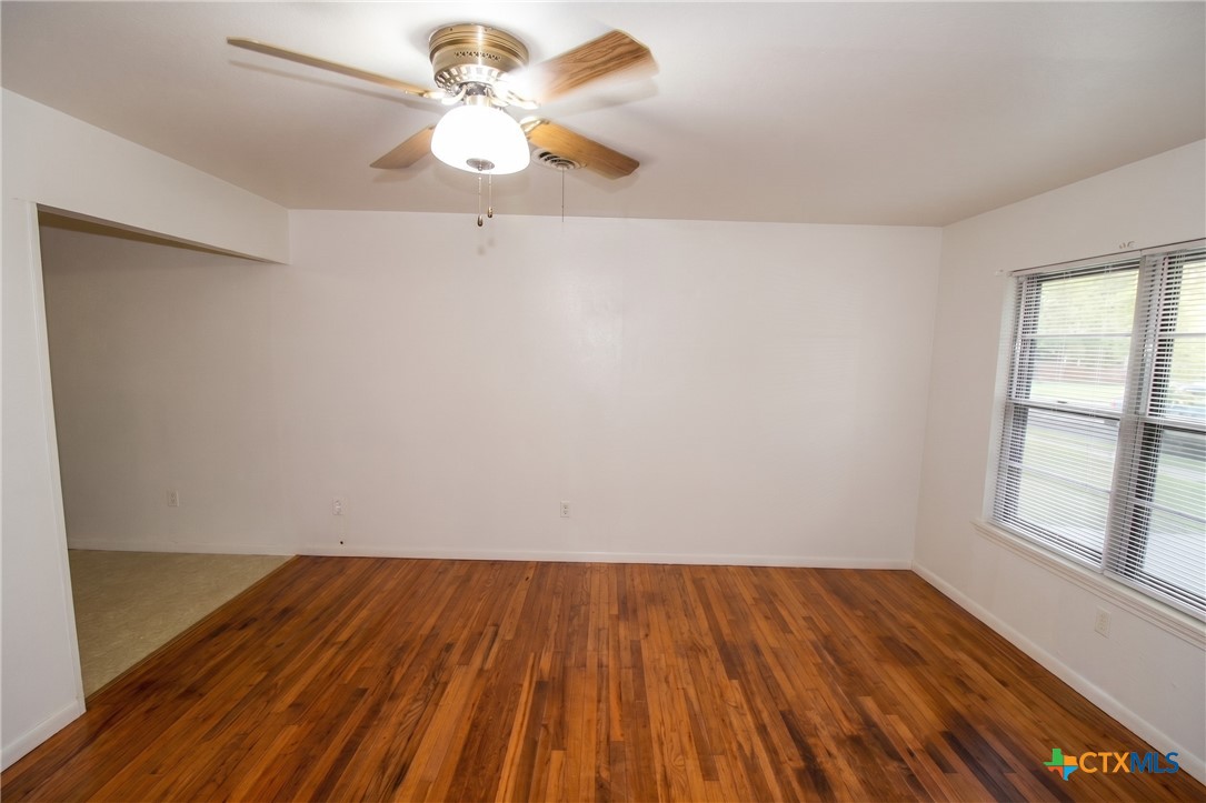 304 Ridge Street Copperas Cove, TX 76522 - Photo 4 of 9 Gallery Image 4