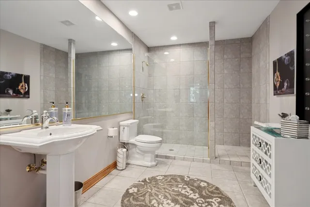 $1,150,000 | 925 North River Road, Algonquin, IL 60102