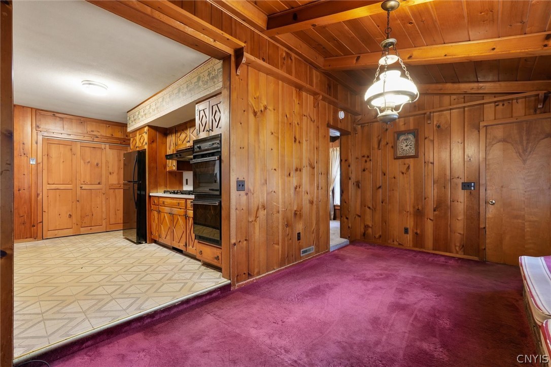 1246 County Rte 9 Volney, NY 13069 - Photo 10 of 37 Kitchen to dining