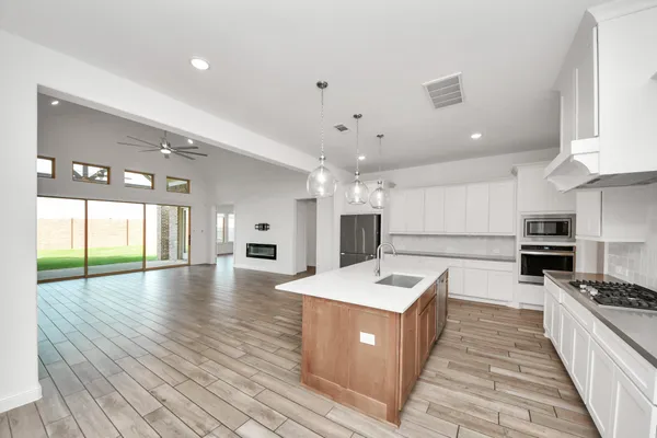 $3,800 | 10515 Harvest Oak Court, Missouri City, TX 77459