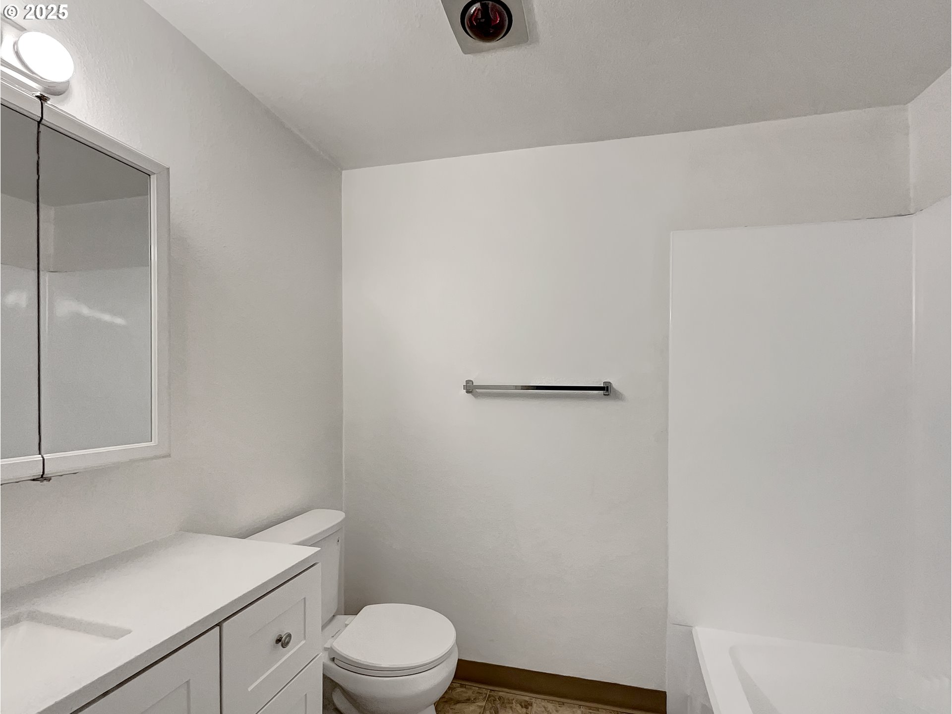 10010 Southwest Hall Boulevard, Unit 5 Portland, OR 97223 - Photo 7 of 18