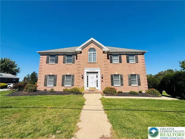 $1,400 | 203 East Emmaus Avenue, Unit 1, Allentown, PA 18103