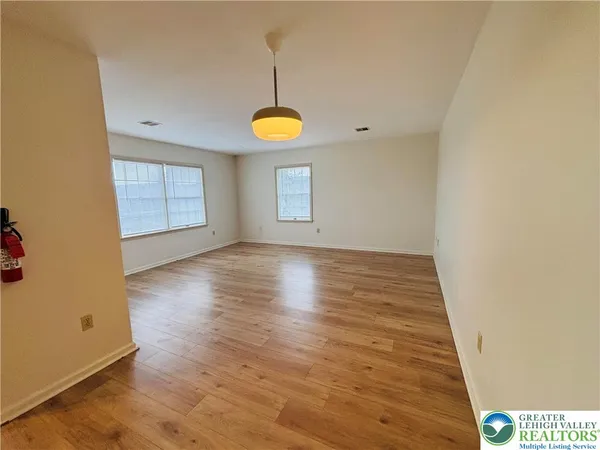 $1,400 | 203 East Emmaus Avenue, Unit 1, Allentown, PA 18103