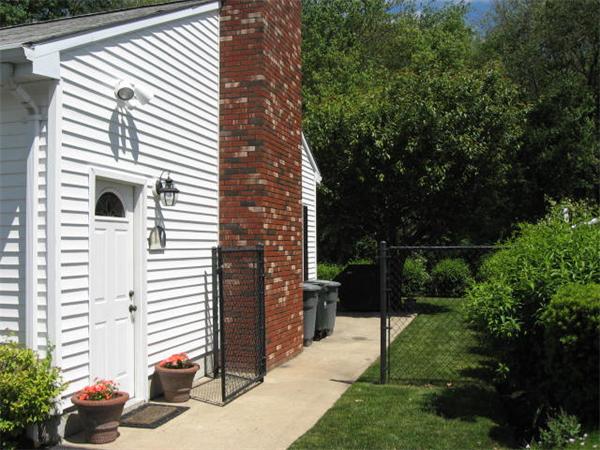 159 Sheffield Road Waltham, MA 02451 - Photo 4 of 22
