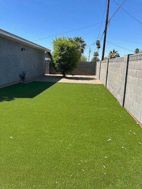 1416 East Del Rio Drive Tempe, AZ 85282 - Photo 18 of 27 a view of yard with swimming pool