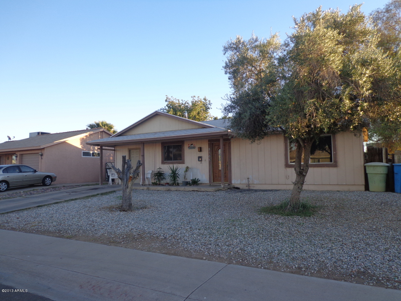 8509 West Piccadilly Road Phoenix, AZ 85037 - Photo 1 of 11 DSC00504