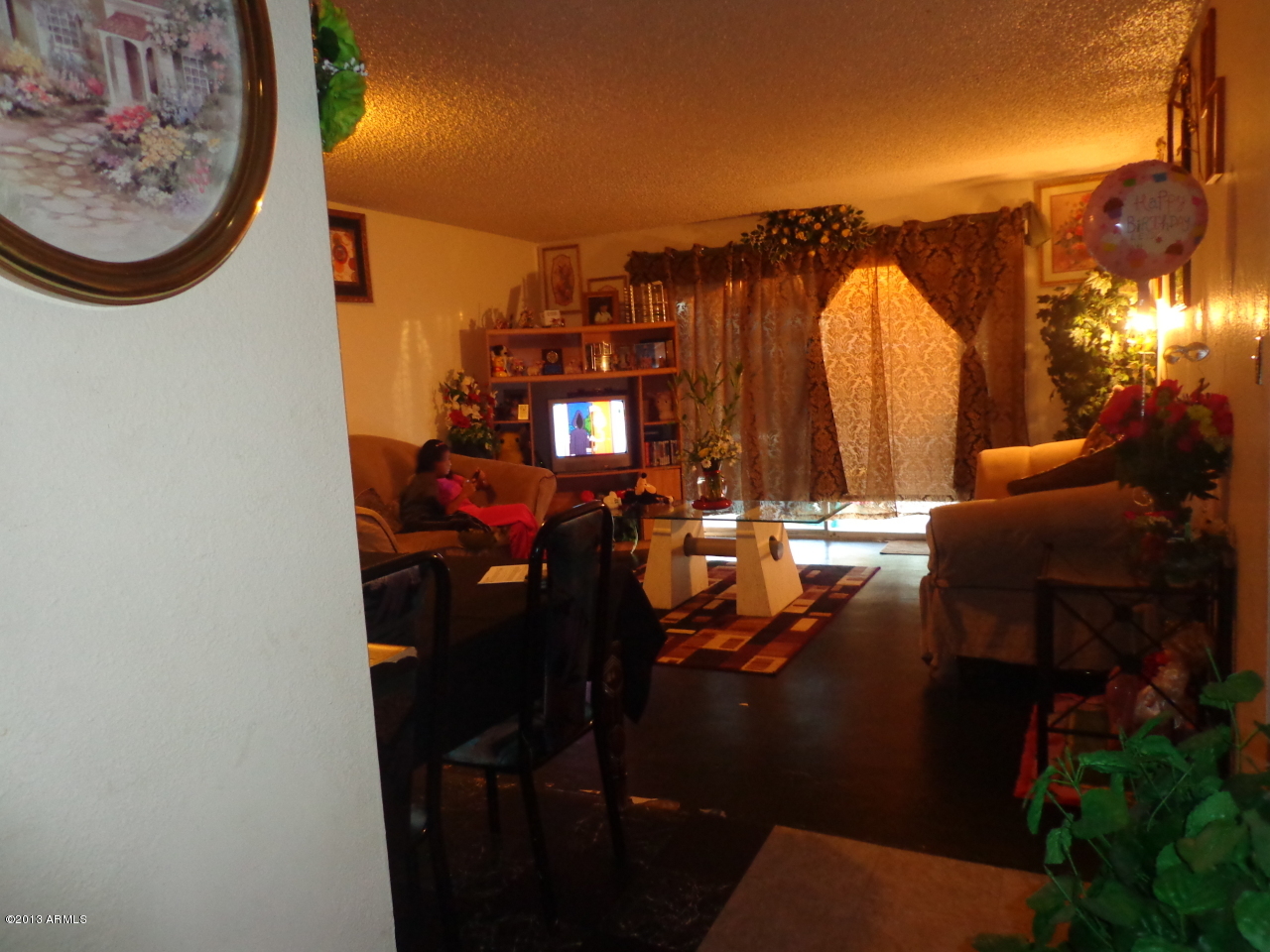 8509 West Piccadilly Road Phoenix, AZ 85037 - Photo 6 of 11 DSC00509