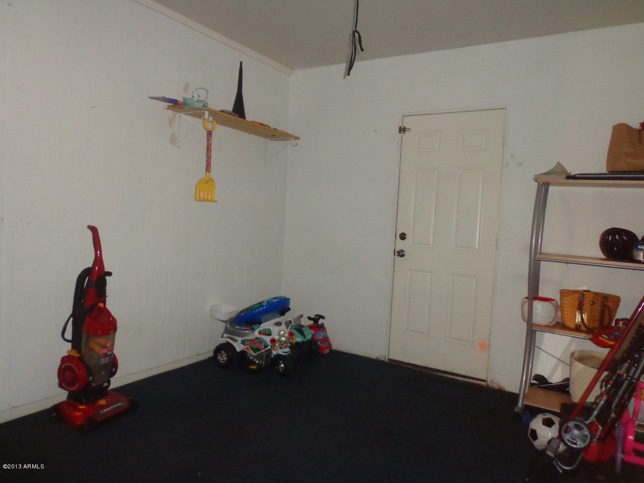 8509 West Piccadilly Road Phoenix, AZ 85037 - Photo 8 of 11 DSC00511