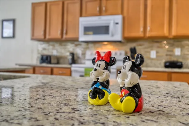 $539,900 | 221 Las Fuentes Drive, Kissimmee, FL 34746