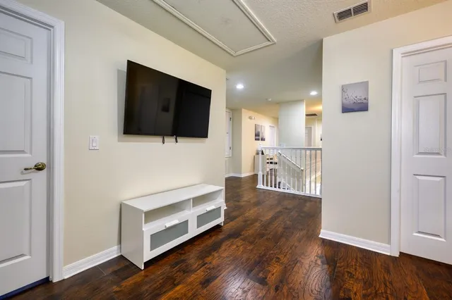 $539,900 | 221 Las Fuentes Drive, Kissimmee, FL 34746