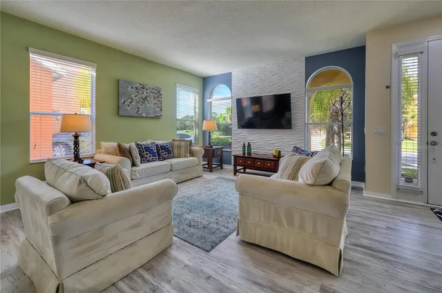 $539,900 | 221 Las Fuentes Drive, Kissimmee, FL 34746